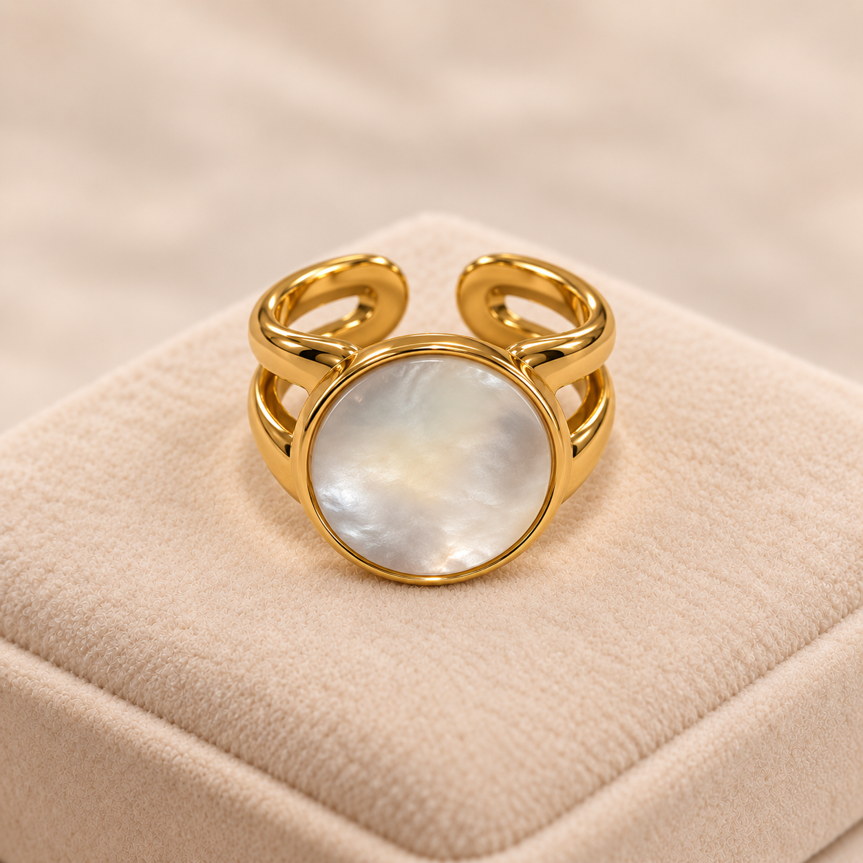 Bague Isis