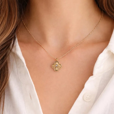 Collier Caroline