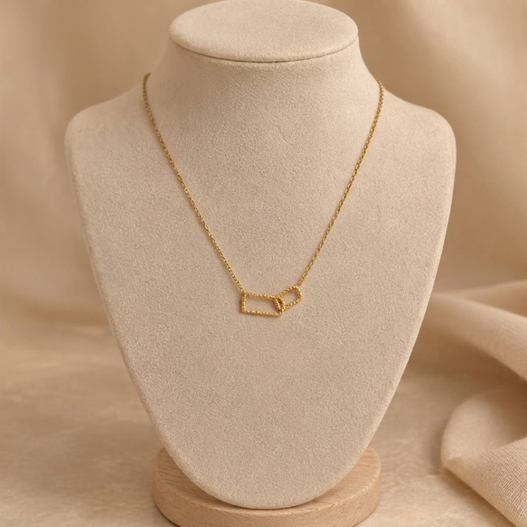 Collier Bernie