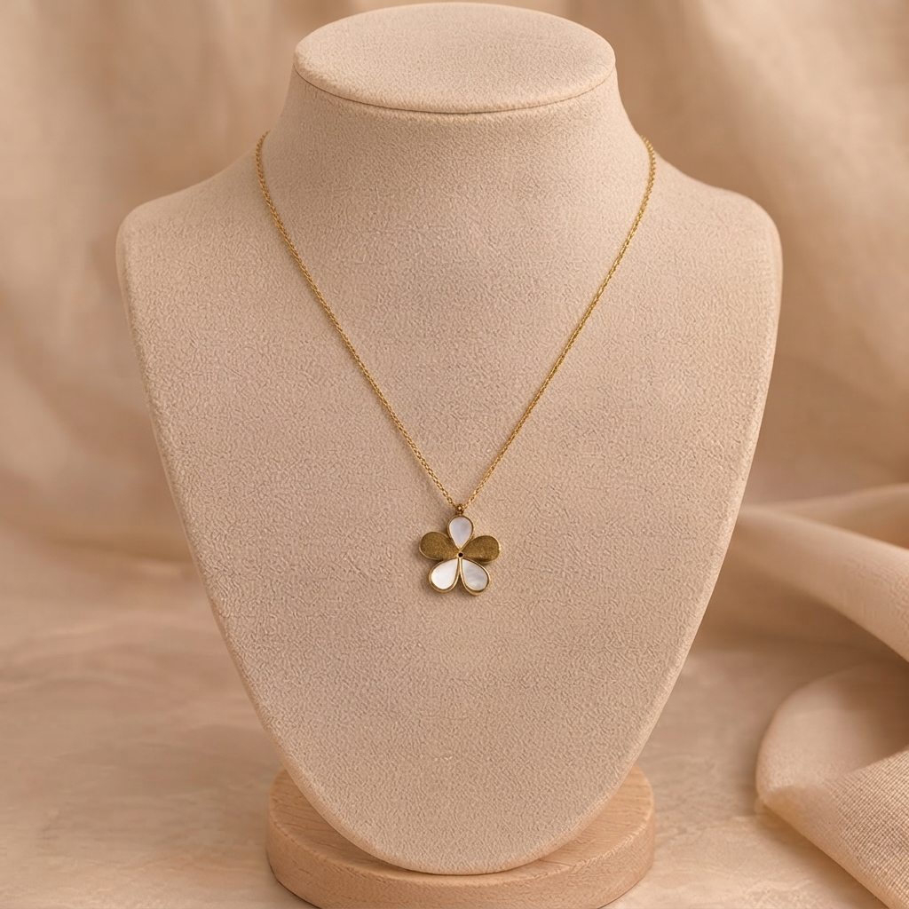 Collier Dina